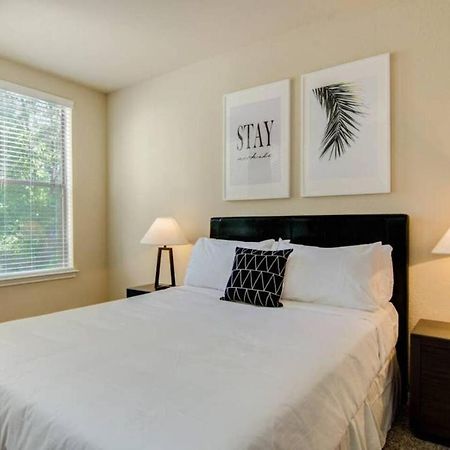 Walk To Downtown Memphis! Apartamento Exterior foto