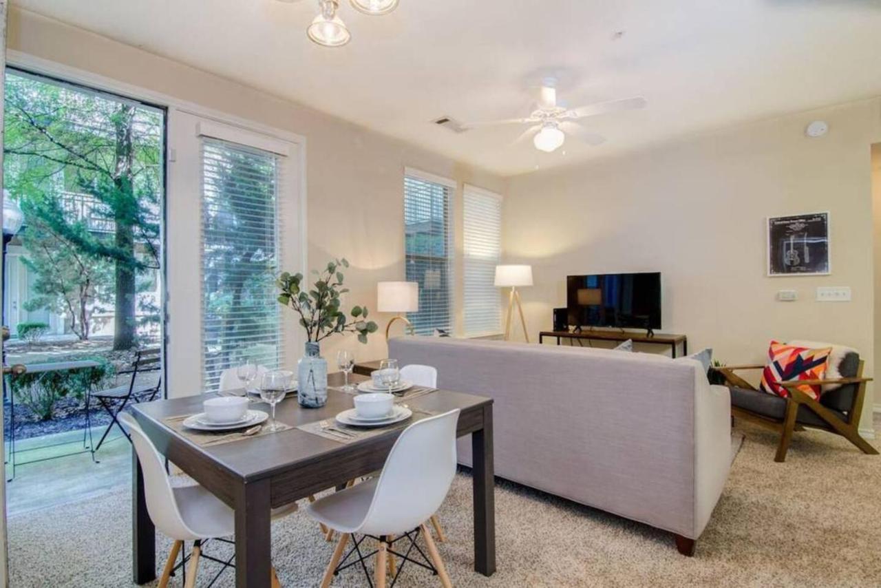 Walk To Downtown Memphis! Apartamento Exterior foto