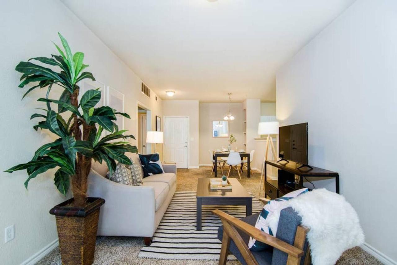 Walk To Downtown Memphis! Apartamento Exterior foto
