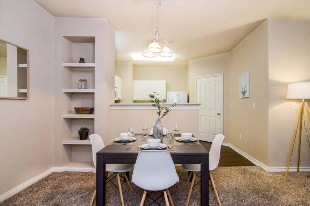 Walk To Downtown Memphis! Apartamento Exterior foto