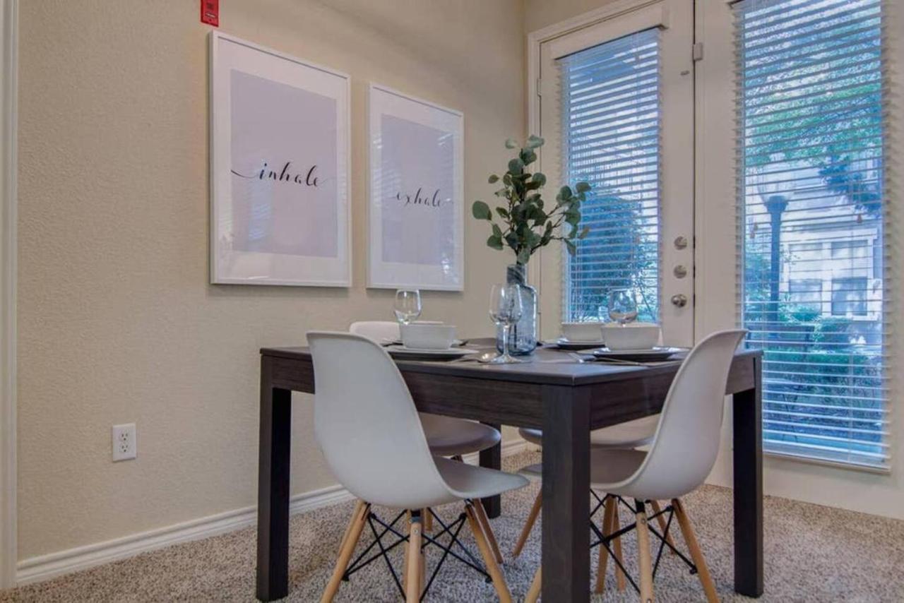Walk To Downtown Memphis! Apartamento Exterior foto